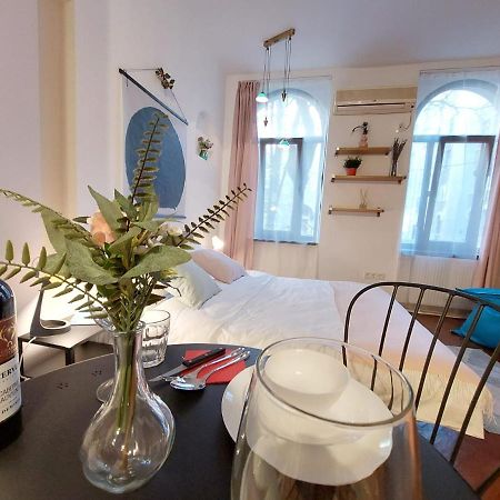 Sweet Dreams Suites Cosy Studio Piata Romana Bucharest Luaran gambar
