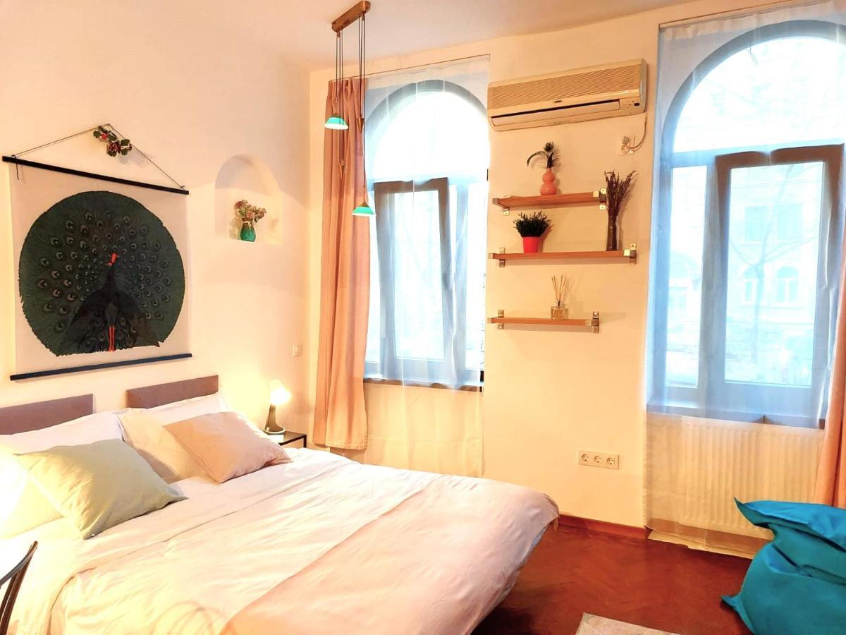 Sweet Dreams Suites Cosy Studio Piata Romana Bucharest Luaran gambar